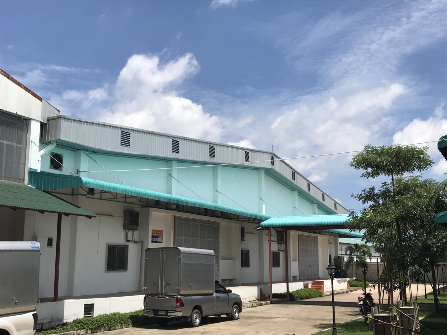 Sample image with waves effect.